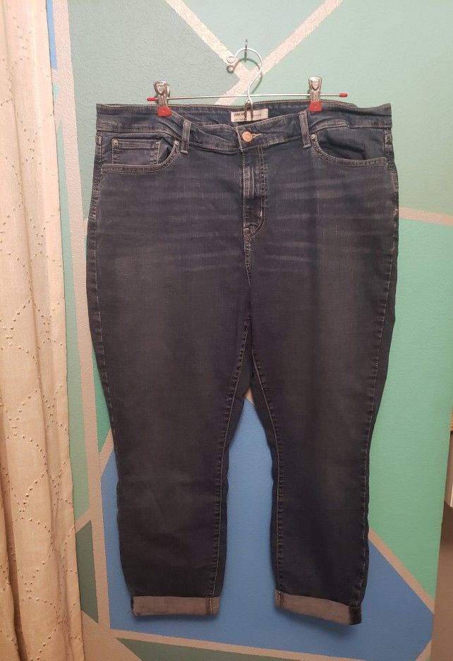 Signature boyfreind Levi Strauss Jeans