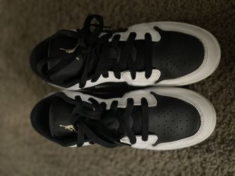 Air Jordan 1 Low Youth
