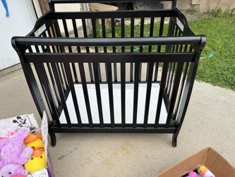 Mini Crib