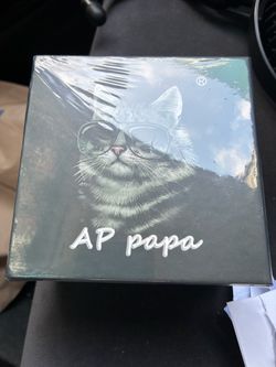 AP Papa Tesla autopilot MagSafe phone holder
