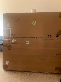 Black Twin  XL platform bed (unopened) capacity 300 lbs 78 inches Long x 37 inches Wide x 14.5 inches High