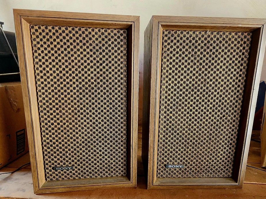 Vintage SONY SS-210 Bookshelf Speakers