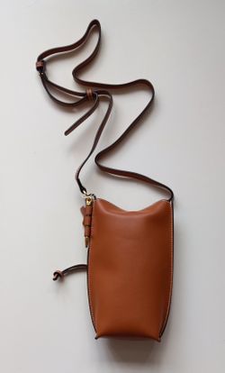 Bottle Carrying Bag. Leather. New