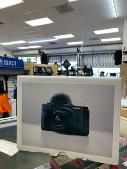 Canon Powershot V1