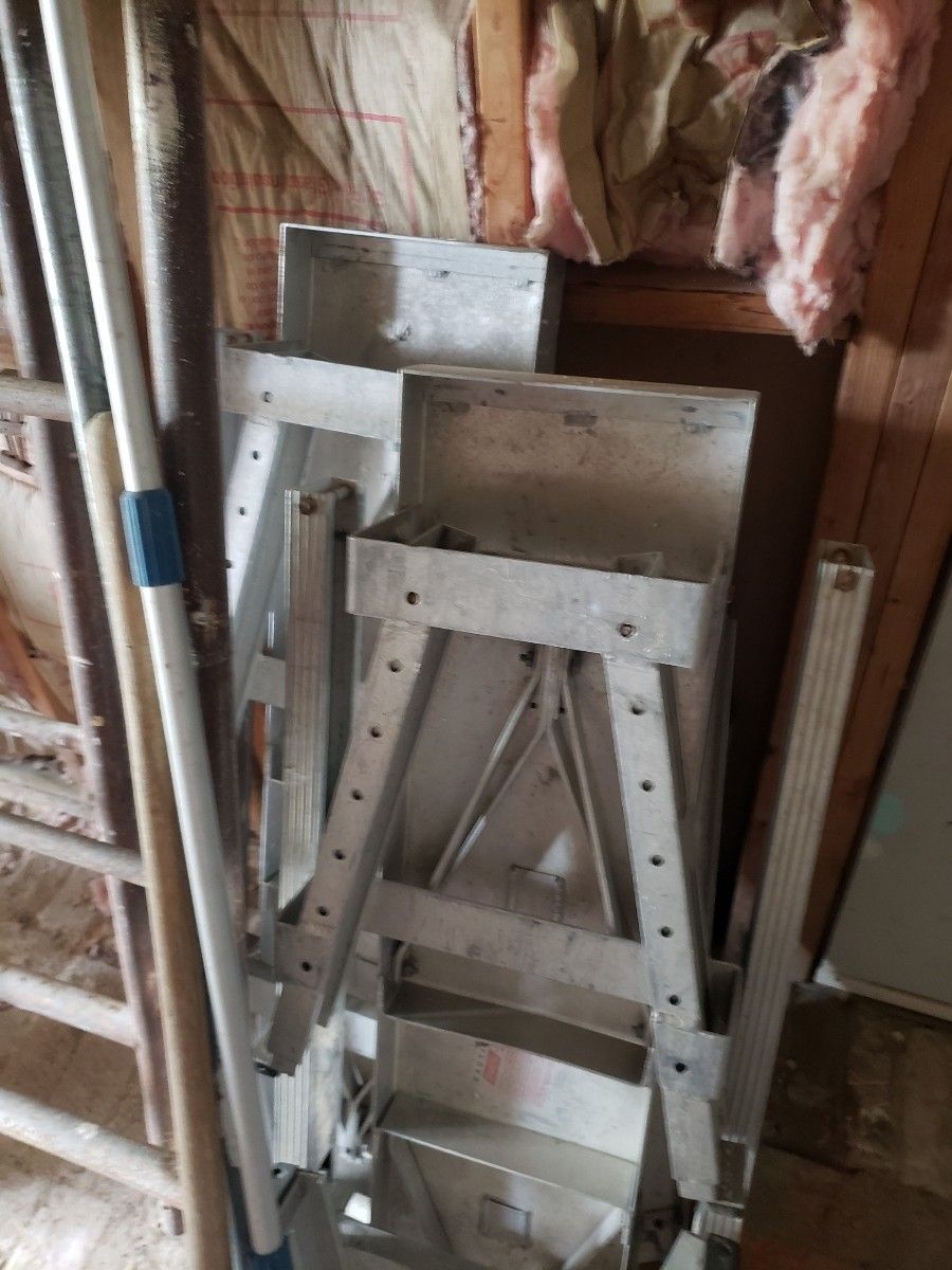 Drywall Hanging Benches