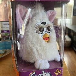 Snowball The Furby