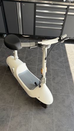 OKAI Ceetle Pro Electric Scooter White