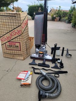 Kirby Heritage II upright Vacumn