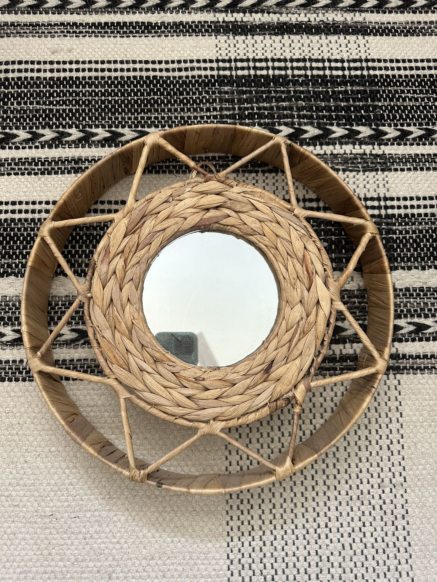 Round Mirror