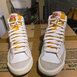 Nike Blazer Mid '77 Vintage 'Roswell Rayguns' Size 7