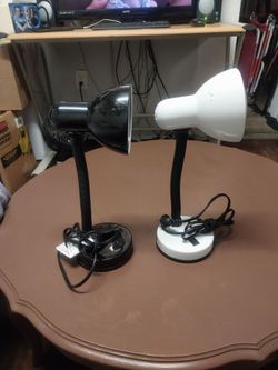 2 Adjustable Desk Lamps