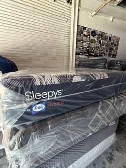 New Queen Sealy Hybrid Mattress