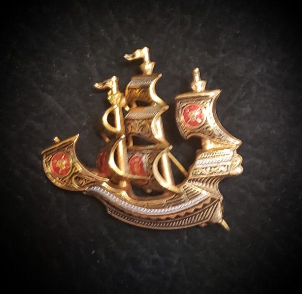 Vintage Damascene Brooch Pirate Ship Spanish Galleon Gold Tone Made in Spain