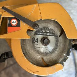 Black & decker Circular Saw