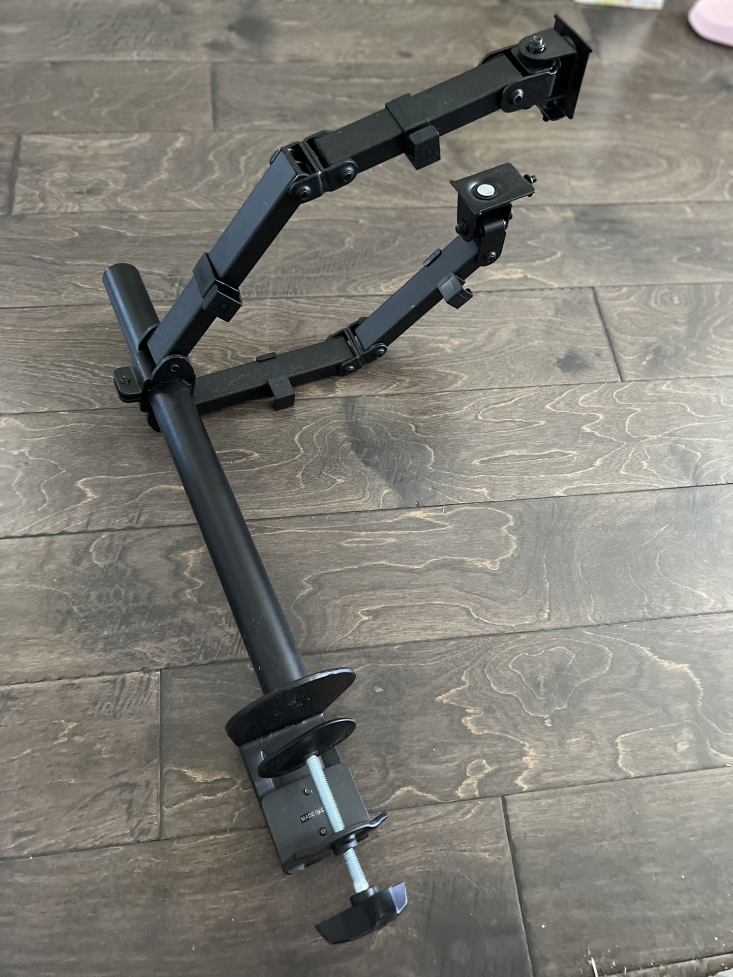 Dual Monitor Arm