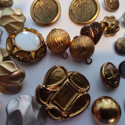 1990s Vintage button mix