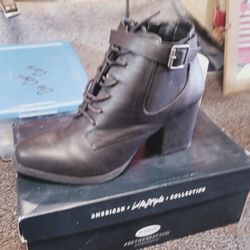 Ladies Black Mime Boots
