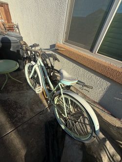 3 bike lot