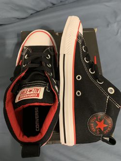 Converse Tennis shoes