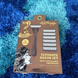 Ed Hardy Razor Set