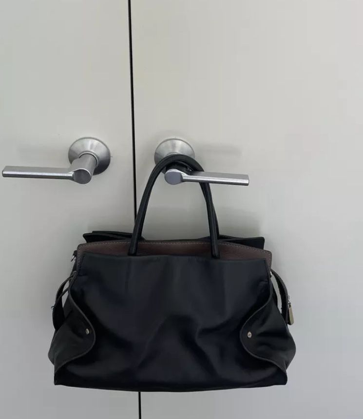 gianni chiarini leather bag