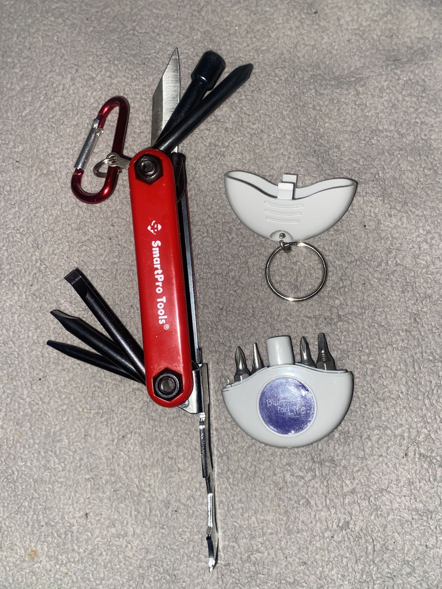 SmartPro Tools Multi-Tool / mini screwdriver tool kit keychain