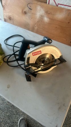 Ryobi Saw