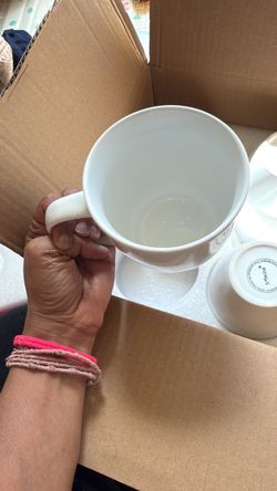 Set of 4 white coffee mugs- 16 oz- brand new