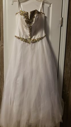 Wedding/ fashion dress