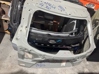2020-2023 Mazda CX30 tail gate