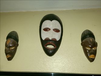 African Wooden Wall Decor