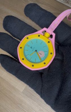 Royal pop swatch AP