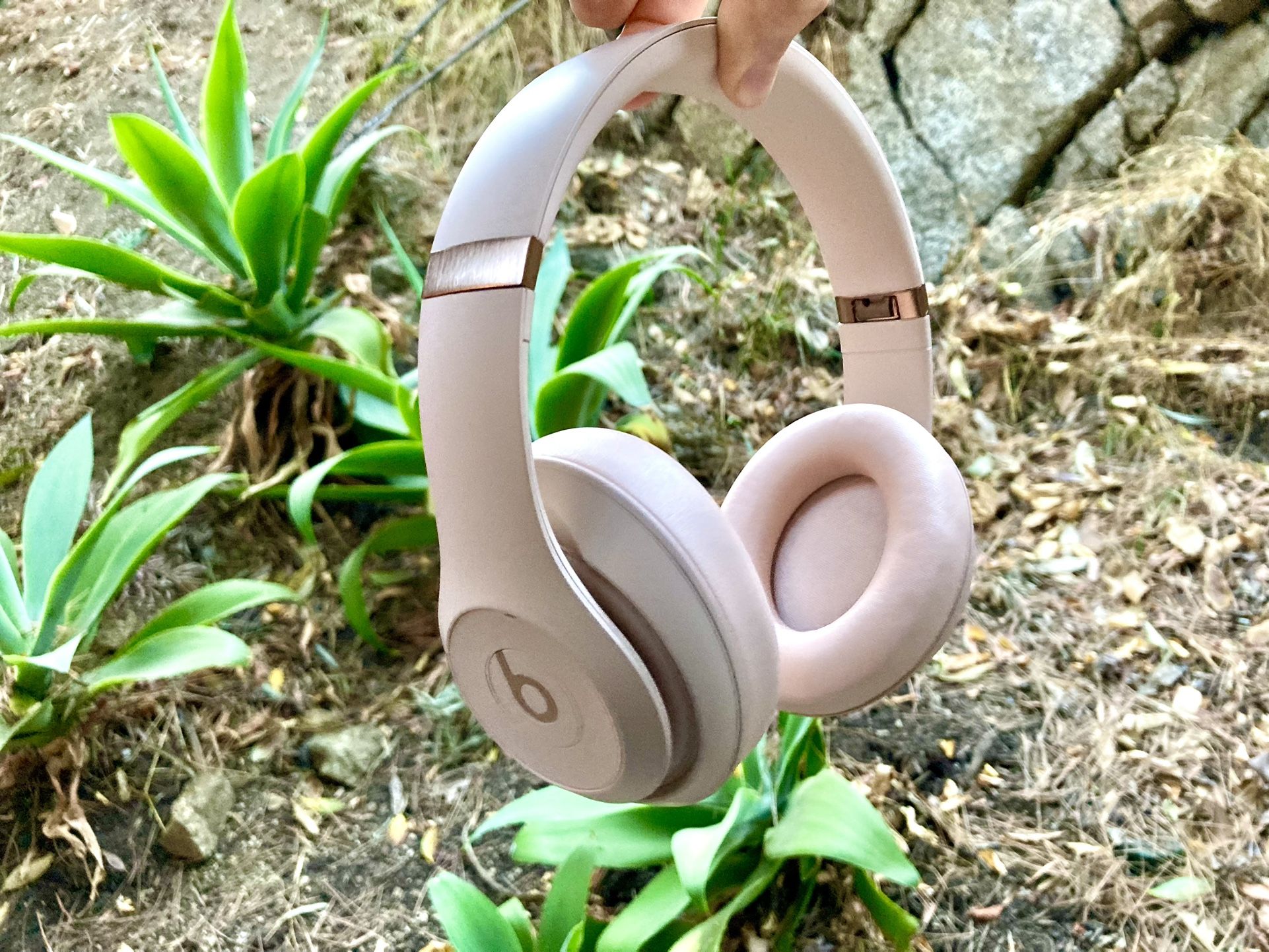 Beats Studio Pro x Kim Kardashian Wireless Headphones Moon Color 