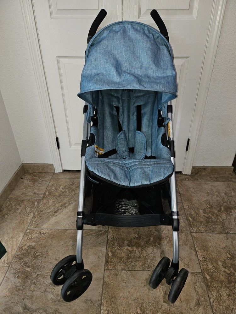 BABY STROLLER URBINI MODEL 10EB2Y-BWMU