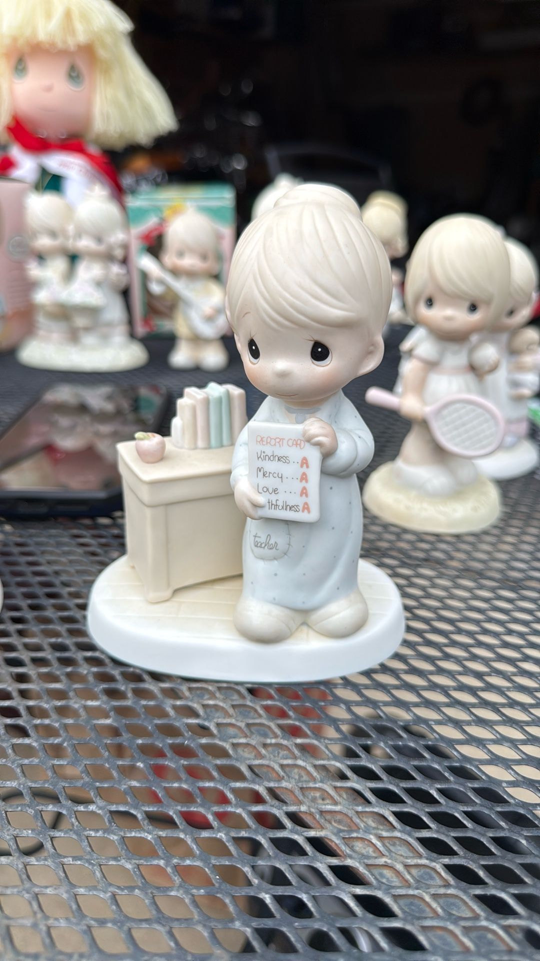 Precious Moments Figurine “Love Never Fails” 1984 Teacher with report card