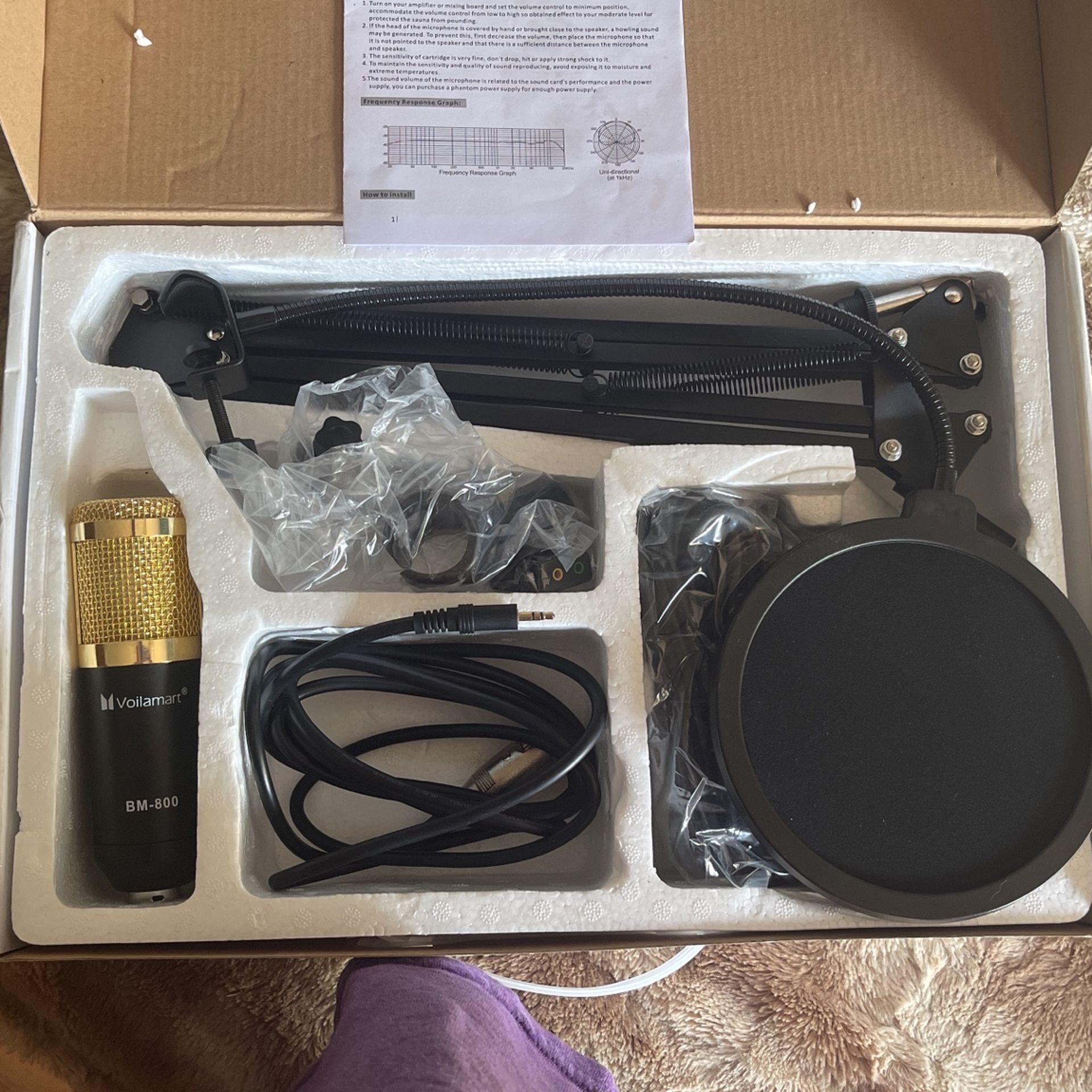 Voilamart Broadcasting Microphone 