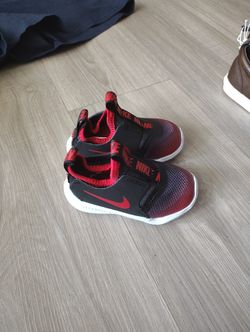 New Nike Slip On Sneakers 5 Toddler 