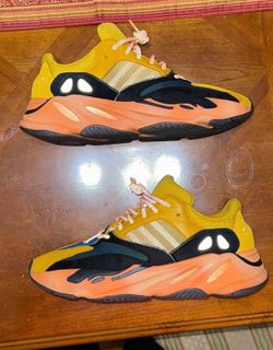 Adidas Yeezy Boost 700 Sun GZ6984 Size 11
