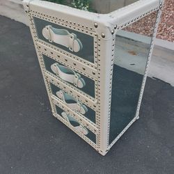 Mirrored/Nailhead/Belt Buckle small 4 drawer Dresser or Night Stand, by Three Hands. 20x16x32" tall. All Mirrors are in good condition 