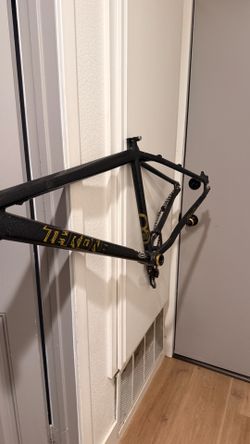 THRONE GOON NEED GONE