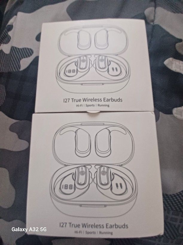 Earbuds