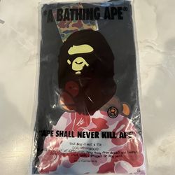 BAPE t shit (L)
