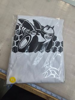 Bee shirt , dodge shirt , scat pack XL