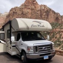 2018 Thor Motor Coach Four Winds 30D 