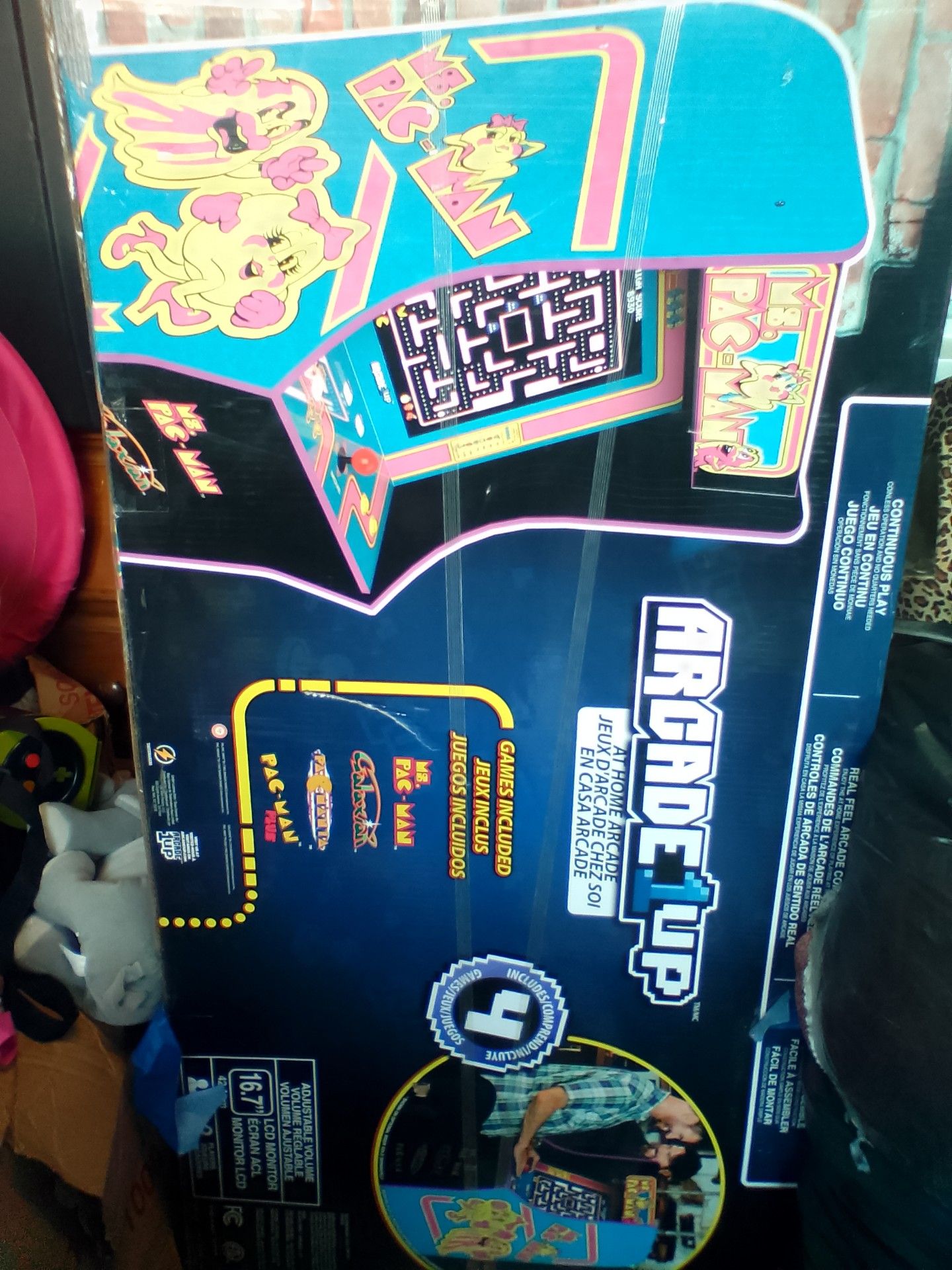 Pac Man Arcade Game