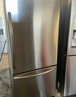 Amana Bottom Freezer Stainless Steel