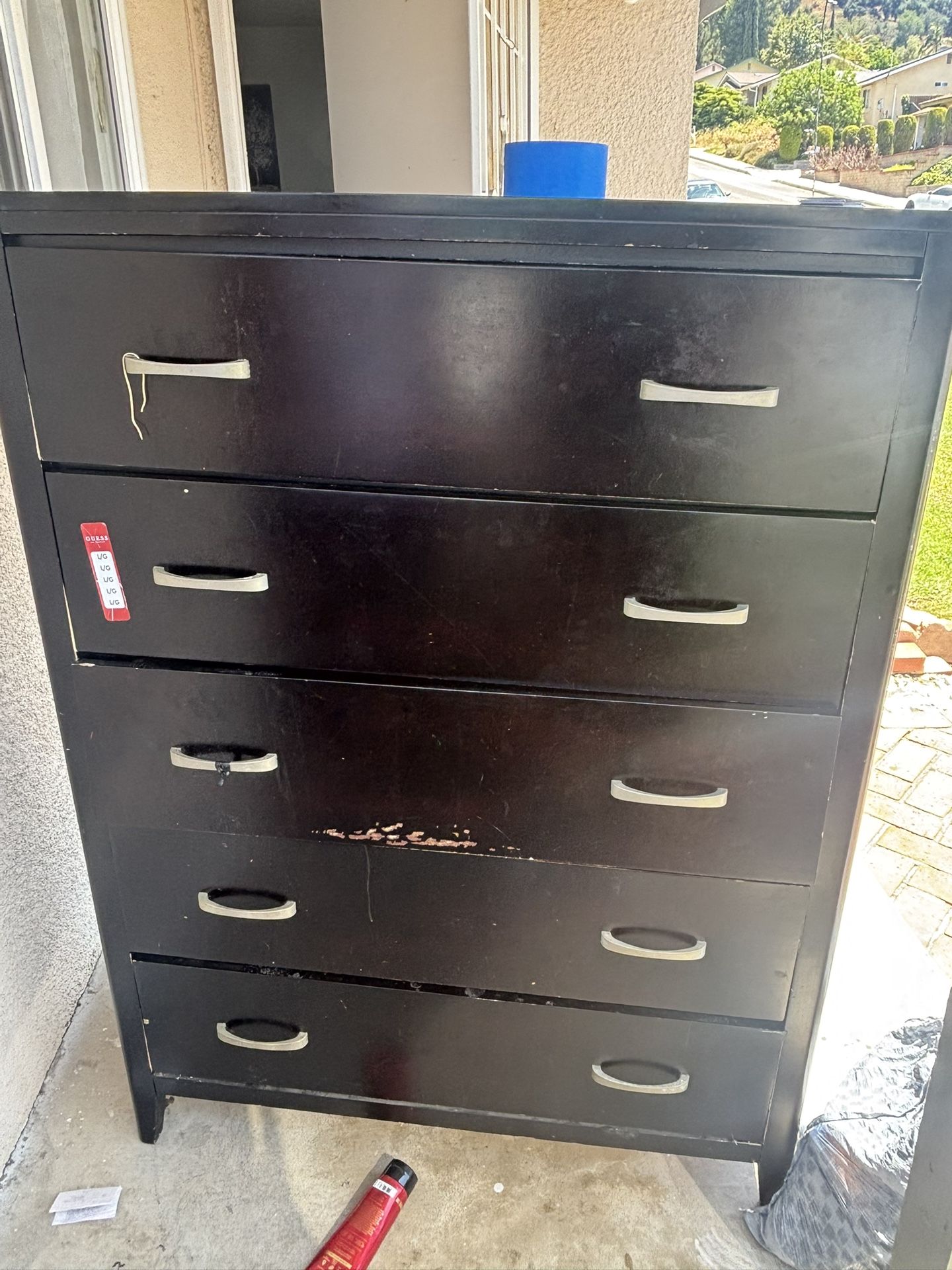 Dresser