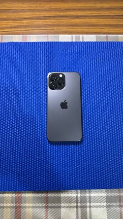 Iphone 14pro max 1tb black color unlocked