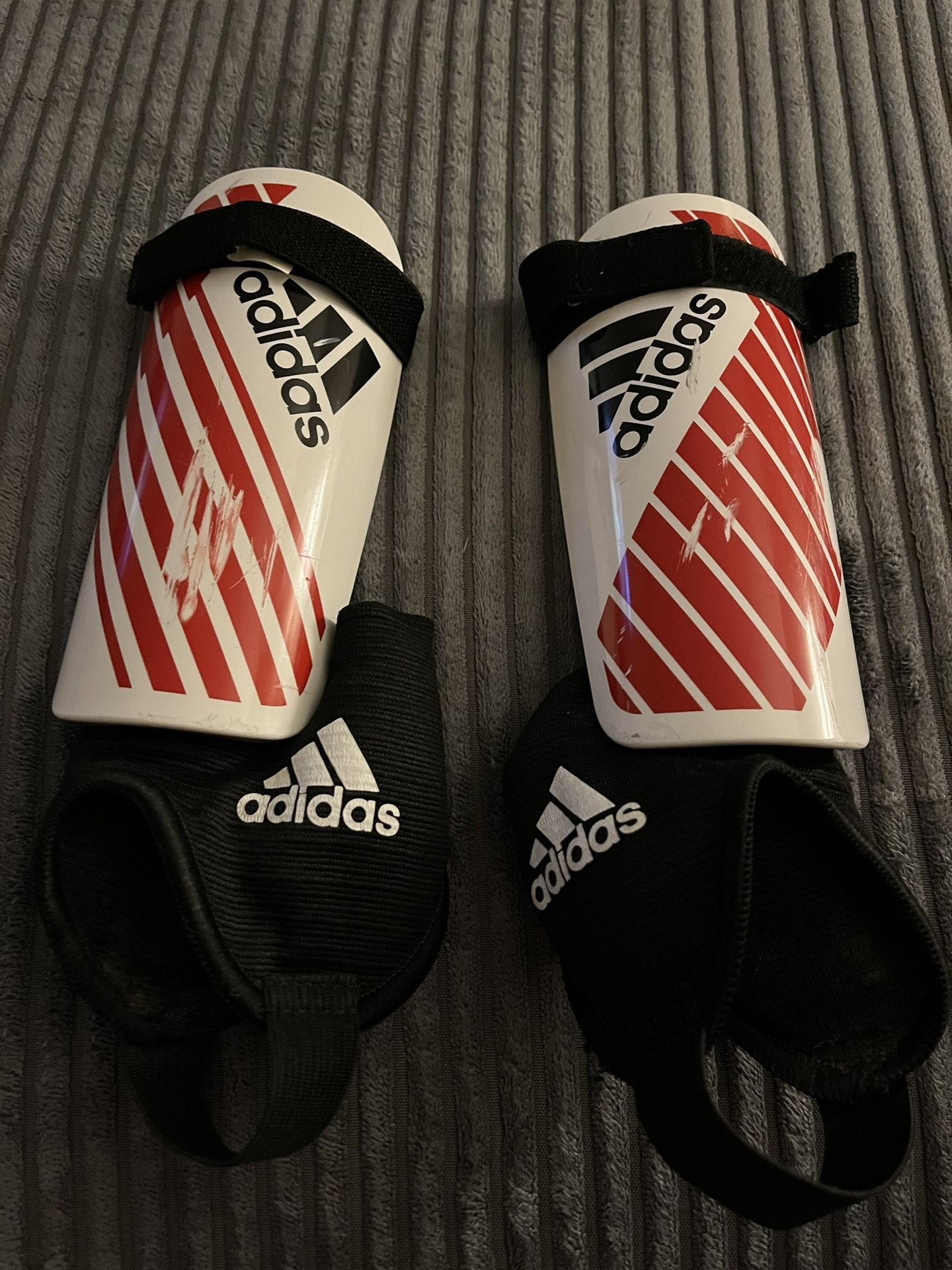 Adidas Shin Guards Size 6-8 Years Old