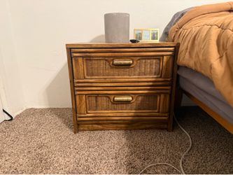 Dresser set